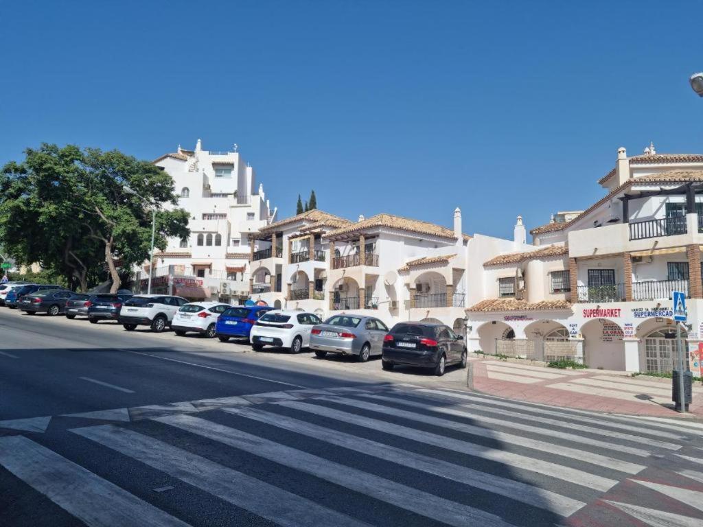 Benalmadena Costa One Bedroom Apartment, Close To The Beach Luaran gambar